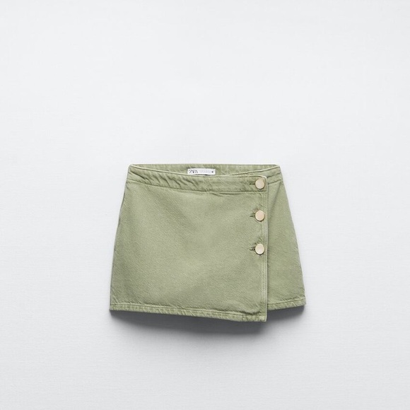 SOLD Zara skort - Picture 3 of 7